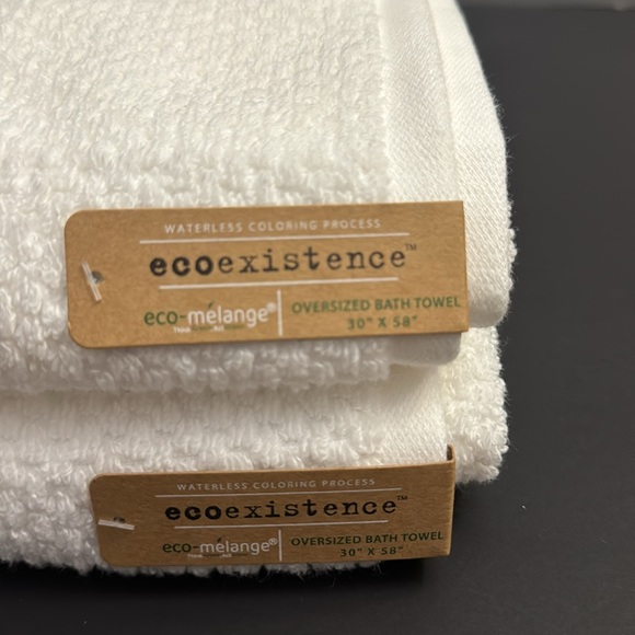 2pc Oversized ECOEXISTENCE Eco-Melange Bath Towel Set - White - 30” x 58” - Picture 3 of 4